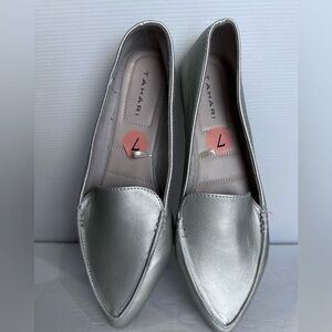 Tahari Anina Faux Leather Pointed Toe Slip On Flat Shoes Size 7